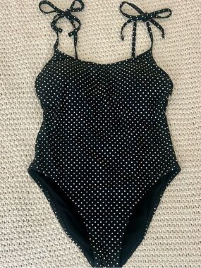 Shade & Shore black and white polka dot one piece swimsuit